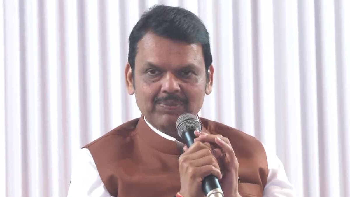 Maharashtra Rains: अतिवृष्टीमुळे झालेल्या शेती-घरांच्या नुकसानीचे त्वरित पंचनामे करण्याचे मुख्यमंत्री देवेंद्र फडणवीस यांचे  राज्य मंत्रिमंडळ बैठकीत  निर्देश