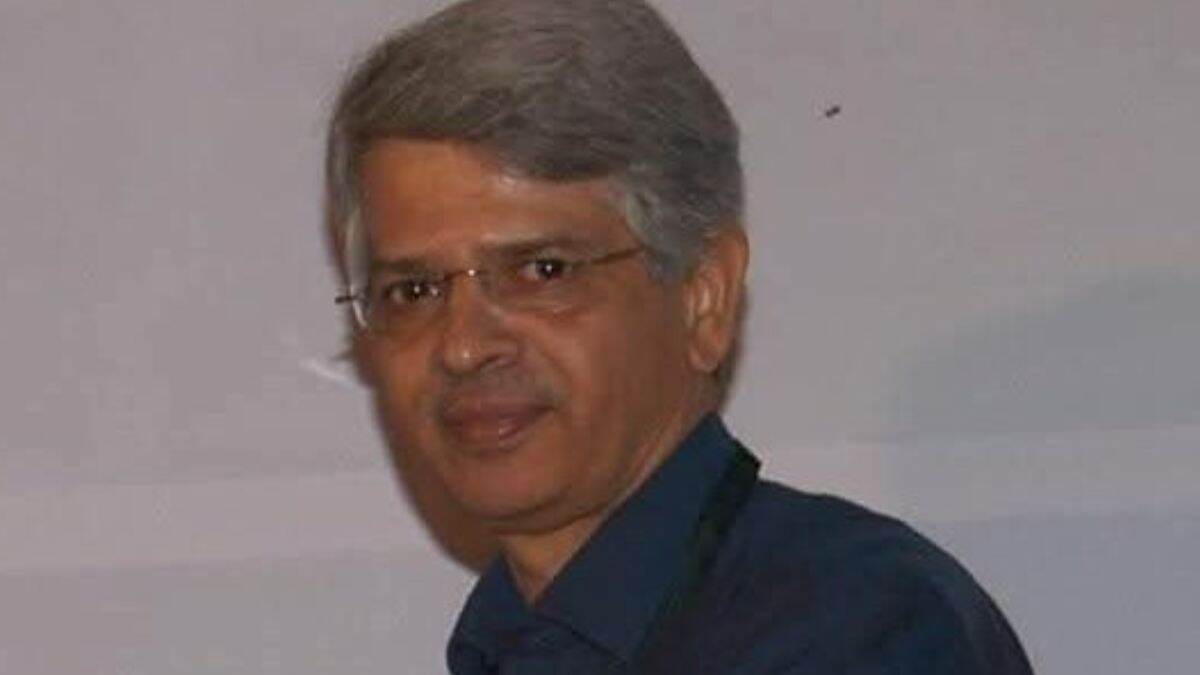 Shirish Valsangkar Suicide: सोलापूर मधील प्रसिद्ध न्युरोफिजिशियन शिरीष वळसंगकर यांची डोक्यात गोळ्या झाडून आत्महत्या; सामान्य नागरिकापासून हॉस्पिटल कर्मचार्‍यांनी व्यक्त केली हळहळ