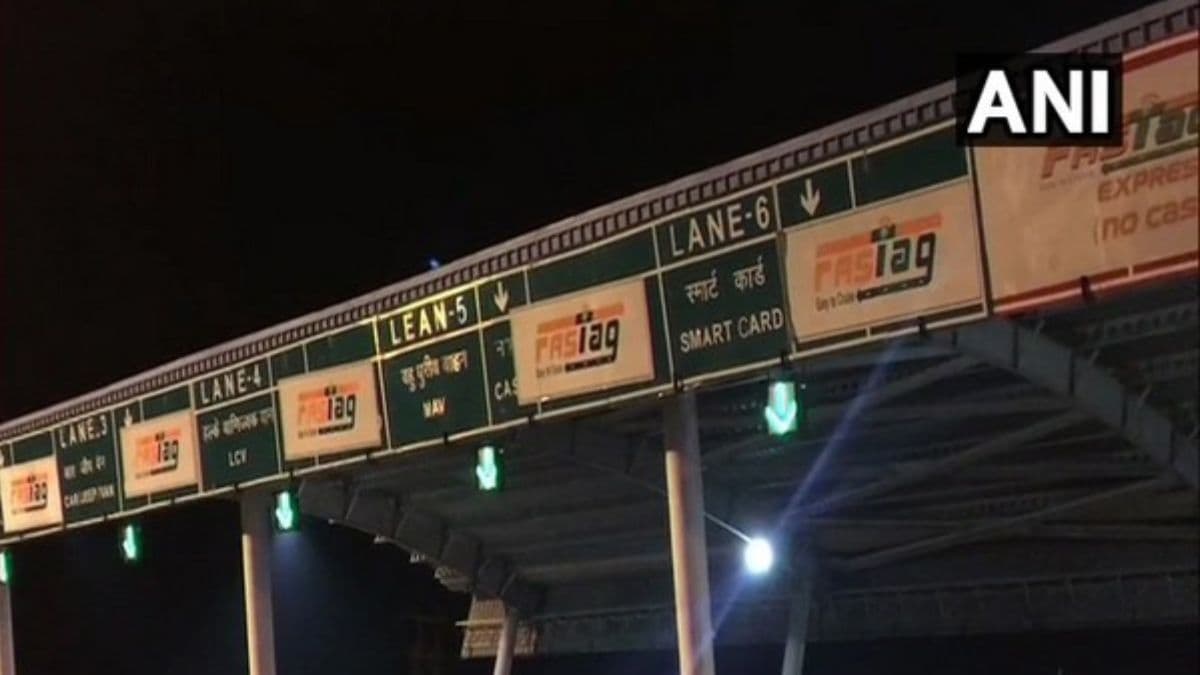 Toll Tax on Two-Wheelers: दुचाकींना लागणार टोल? नितीन गडकरी यांचा तत्काळ खुलासा, म्हणाले 'सवलत यापुढेही कायम'