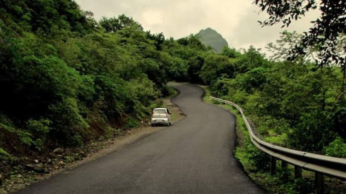देवकुंड धबधबा, सिक्रेट पॉईंट व ताम्हिणी घाटावर जाण्यास 30 सप्टेंबर पर्यंत मनाई; पावसाळ्यात सुरक्षेच्या पार्श्वभूमीवर निर्णय